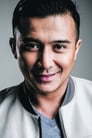 Aaron Aziz isAlong / Farid
