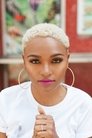 Lauren 'Lolo' Spencer isDaphne
